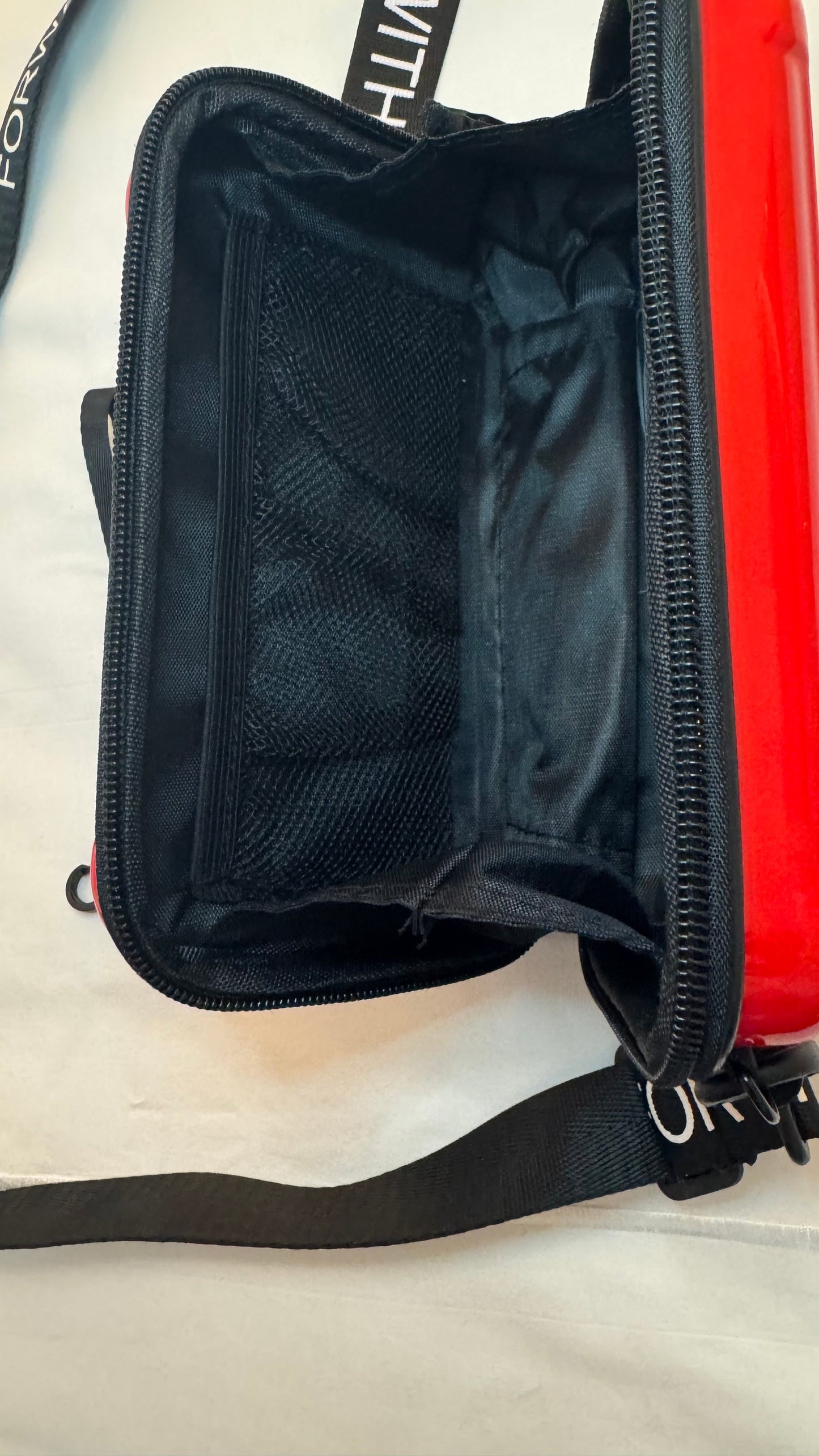 Convention Crossbody Purse - Foward With Fortitude